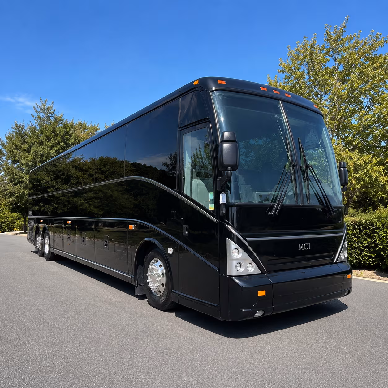 charter buses for wonders of wildlife and bass pro campus field trips