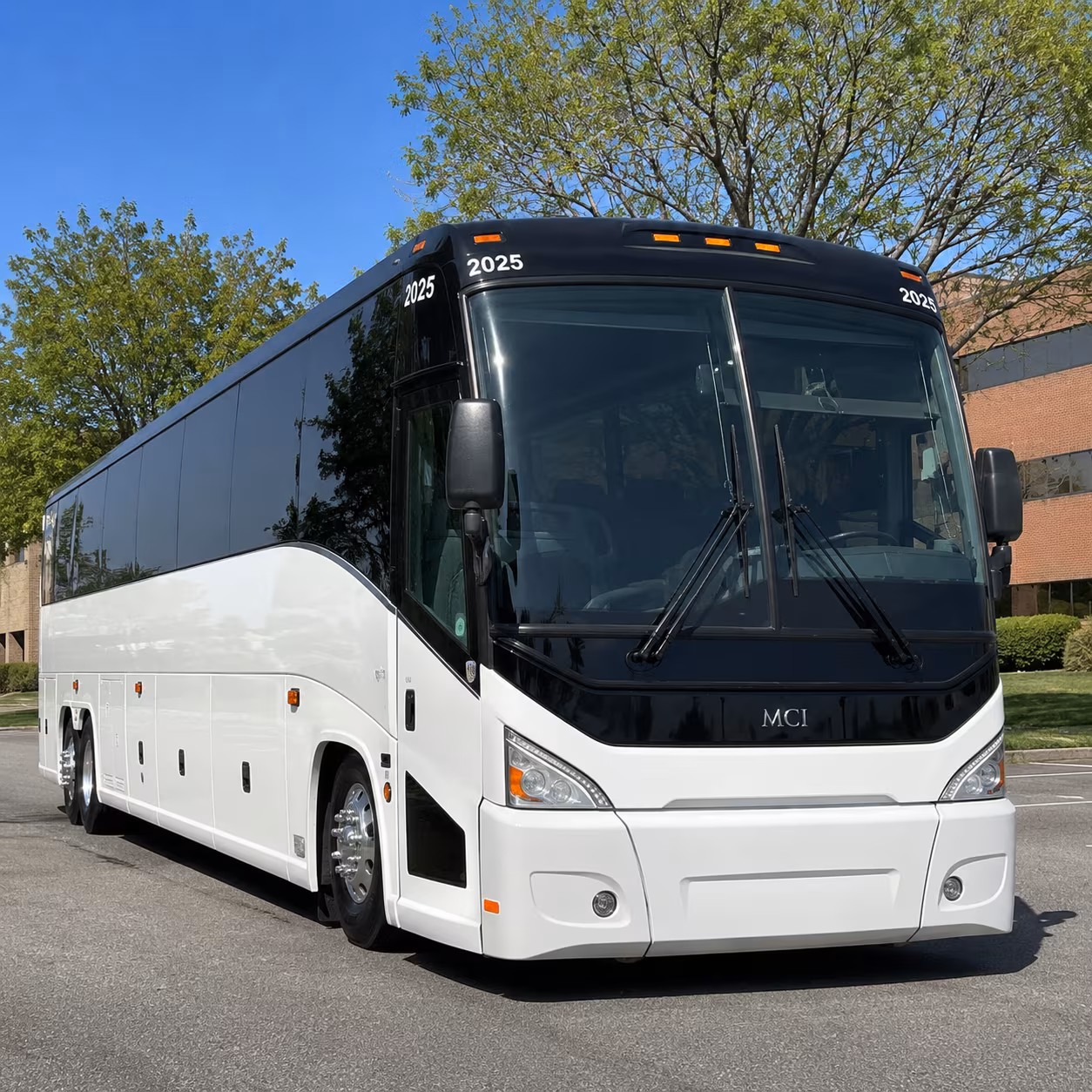 corporate airport transfer buses to springfield branson national airport sgf