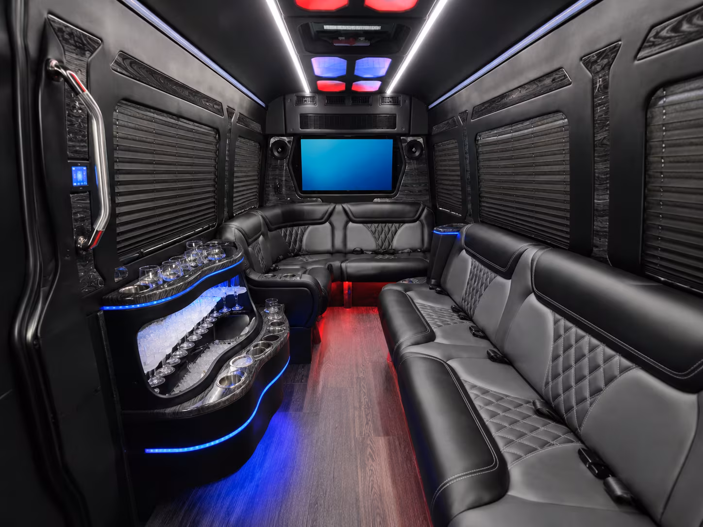 keltoi vineyard and west ozarks winery tour buses