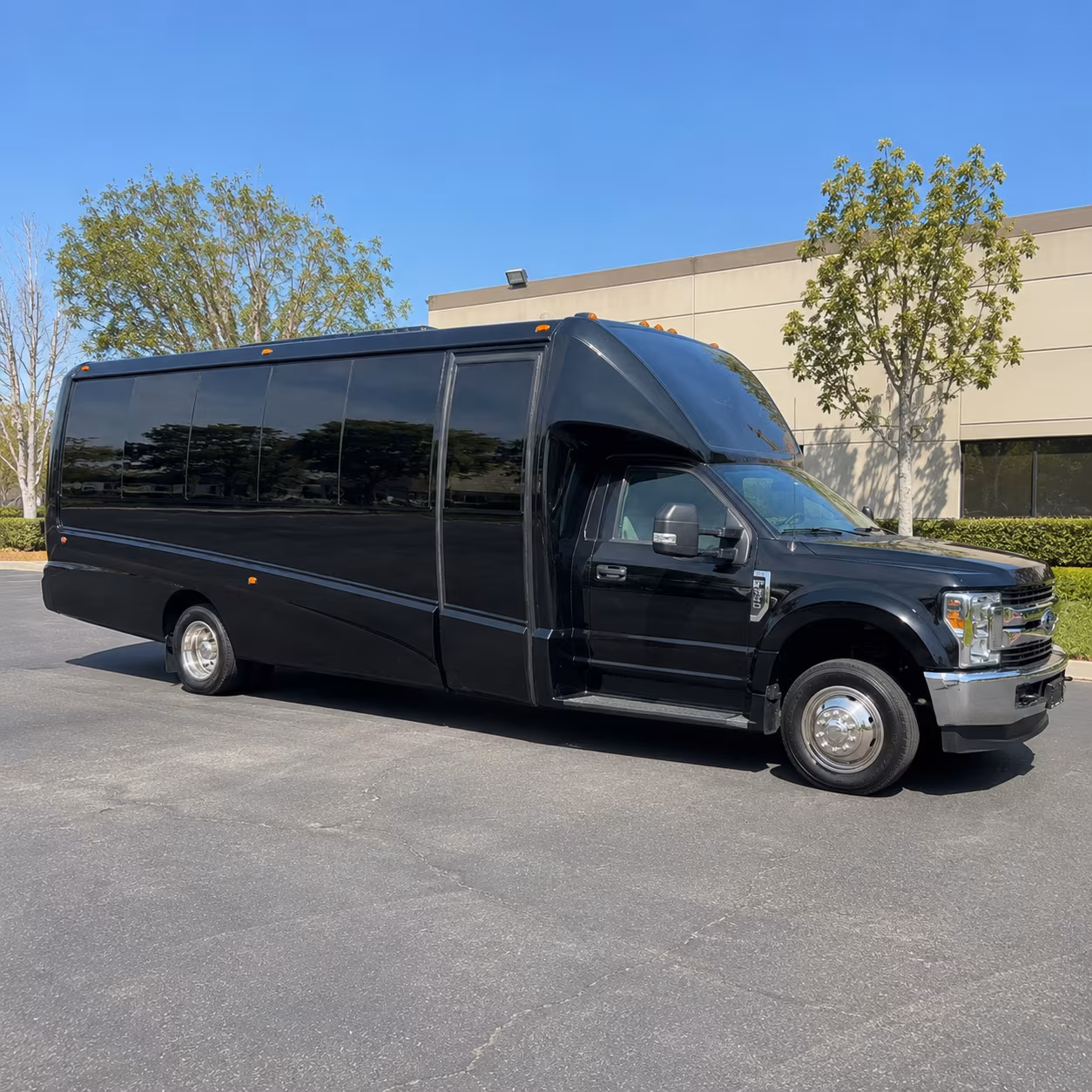 springfield quinceanera sweet 16 party bus rental
